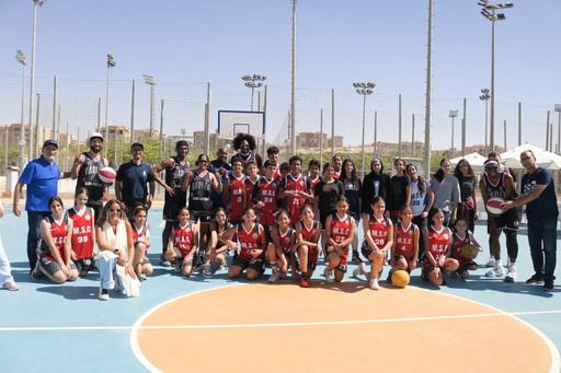 فريق السلة العالمي هارلم جلوبتروترز يزور نادي مدينتي